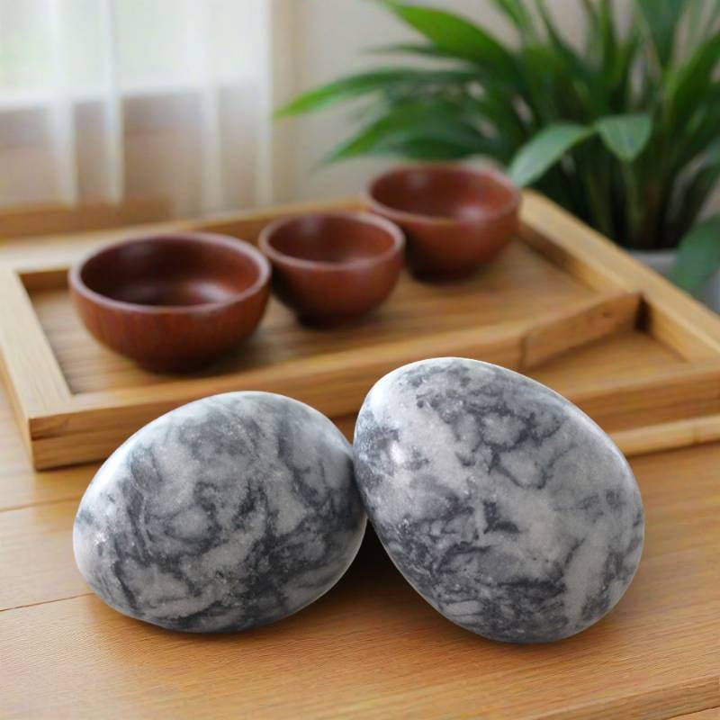 A pair of clouds and little eggs